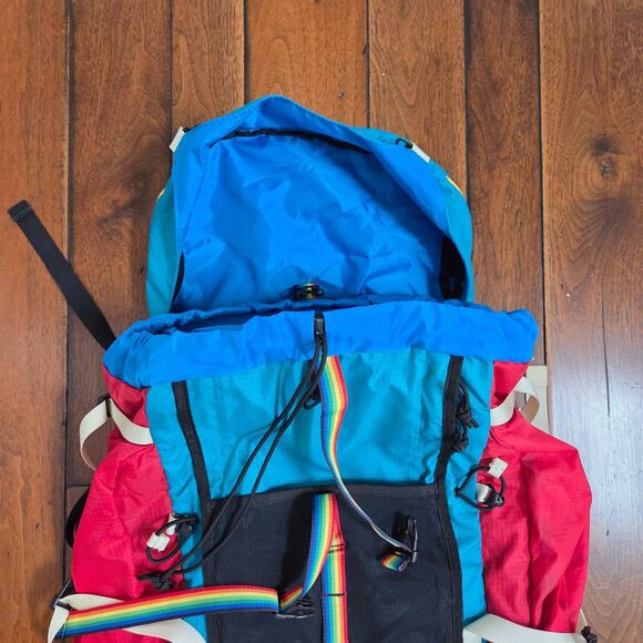 Chums Spring Dale 50 Backpack Outdoor Limited Edition Camping Hiking Rain Cover - Picture 6 of 11